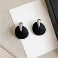 Minimalist earrings with silver water-drop studs and large matte black circular pendants - Silver Needle Waterdrop Pendant Style (HE33134) / Silver Black