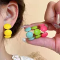 Boucles d'oreilles puces en résine colorée style dopamine pour femmes mode élégante - Multicolore