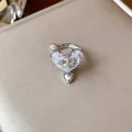 Detail view of 18k gold plated heart zircon ear cuff with cross motif - Ear Bone Clip (Single) / Silver