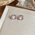 Eleganti orecchini a lobo quadrati argentati con inserto tondo in pietra occhio di gatto - Stud orecchini / Rosa