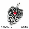 Vintage-Drachenanhänger aus Edelstahl mit rotem Edelstein, Maße 52x36 mm, Gewicht 19 g - Zwillingsdrachen Mit Rotem Strass Anhänger (KP118930-LU) / 52x36mm
