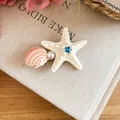 Summer beach style hair clip with starfish, seashell, and pearl detail - Duckbill Clip (Single Piece) / White
