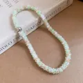 Collier de perles de cristal vert menthe bohème avec un fermoir magnétique en argent - Collier / Blanc-Vert