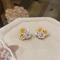 Sweet Korean style zircon flower earrings with pearl accents in yellow enamel - Enamel Daisy Style (HE33282) / Gold-Yellow