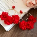 Elegant red chiffon flower pendant earrings with raffia studs and golden metal hoops. - Floral (HE32076) / One Pair / Red
