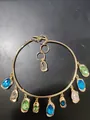 Collier ras-du-cou doré avec des pendentifs en pierres précieuses colorées et fermoir OT chic - Bleu Vert et Gris