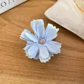 Elegante fermaglio per capelli a fiore in tessuto azzurro per capelli donna - Pinza a Molletta (Pezzo Singolo) / Blu
