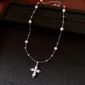 Dettaglio della collana di perle d'argento con ciondolo a croce in zircone - Stile Croce in Zirconia Rosa (7#) / Argento-Rosa