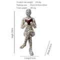 Statuina decorativa di donna che legge in resina con stampa di lettere e dimensioni - Statuina donna seduta con schiena inarcata che legge (W310-06)