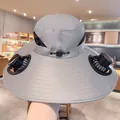 Cappello da pescatore grigio con due ventilatori solari e tesa larga parasole - Regolabile / Cappello con ventilatore solare a doppio foro (Grigio chiaro)