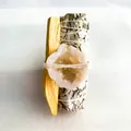 Natural white sage smudge stick kit with Palo Santo wood and a beautiful crystal geode slice - Geode Raw Stone + 10cm Palo Santo + 10cm White Sage