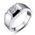Klassieke solitaire ring van 1 karaat moissanite met een gepolijst S925 zilveren - Verstelbare open ring / Heren Minimalistische Vierkante Stijl (NAN012) / Zilver