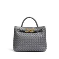 Borsa tote in pelle grigia tessuta a mano con una pregiata fibbia a fiocco dorata - grigio scuro