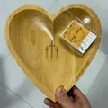 Vintage heart-shaped wooden prayer bowl with cross engraving and prayer cards set - 23*23*3cm / Yellow With Card