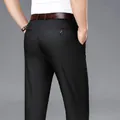 Pantaloni casual da uomo in Lyocell nero di alta qualità con gamba dritta - 34 (2.7 Piedi) / Pantaloni e gonne / Nero Stile Sottile