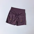 Short de yoga violet à taille haute avec fessier plissé et poches cargo pratiques - Violet Raisin