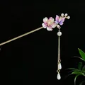 Eleganter traditioneller chinesischer Haarstab mit Blumen- und Schmetterlings-Quaste. - Rosa Weiß Farbverlauf Blume Schmetterling Künstliche Perle Quaste (2644)