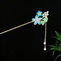Eleganter antiker Haarschmuck mit blauen Blumen, goldener Quaste und Perlen für Hanfu - Himmelblaue & Hellgrüne Blütenblatt Perlen-Quasten-Stil (2642) / Gold