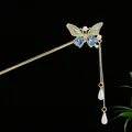 Eleganter Schmetterling Haarstab mit blauen Kristallen und langen Quasten - Blauer Kristall-Schmetterling & Emaille-Quasten-Stil (2636) / Gold