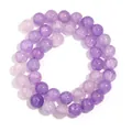 Vista dettagliata di perle tonde in vetro craquelé viola per progetti di gioielli - 10mm (Circa 38 Perline) / Viola Chiaro Floreale