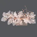 Peigne à cheveux de mariée élégant avec perles et fleurs en dentelle en finition or rose - Peigne à Cheveux Fleur Polyvalent Fait Main (HS-J6483)