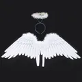 Detailweergave van witte engelenvleugels en glitterende aureool haarband voor Halloween. - Vleugels en hoofdband set / Set met witte Zirkonia