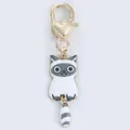 Schattige cartoon Siamese kat sleutelhanger met gouden hartsluiting en staartje - Wit