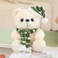 Orsetto di peluche natalizio color crema con sciarpa e cappello festivi in maglia verde - Orso Bianco con Sciarpa a Righe Verdi / 20-30cm