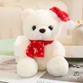 Simpatico orsetto di peluche bianco con cappello natalizio rosso e sciarpa festiva - Orsetto Bianco con Fiocchi di Neve / 20-30cm