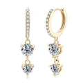 Elegantes pendientes largos de moissanita en plata de ley bañada en oro premium - Dorado