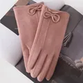 Elegante rosa Winterhandschuhe aus Wolle für Damen mit einer zarten Schleife am Handgelenk - Einheitsgröße / Rosa (Kleine Schleife)