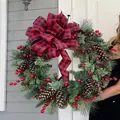 Artificial Christmas wreath with pine cones, red berries and buffalo plaid bow - 45cm / Red Black Plaid Bow Pine Cone Berry Christmas Wreath (45CM)(Picture 75-45CM)