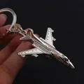 Portachiavi in metallo caccia J-35 argento, ciondolo per aereo lucido di lusso, Stile B - Stile Caccia Aviazione