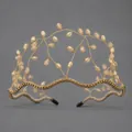 Elegante cerchietto da sposa fatto a mano con perle di cristallo e rete metallica dorata - Champagne
