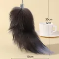 Llavero de piel de cola de zorro gris oscuro extra grande con punta clara, longitud de 30cm - Negro