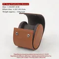 Detalle que muestra las dimensiones y la estructura de la caja de reloj de cuero PU - Marrón