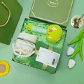 Elegant green gift set featuring a pearl handle glass cup, towel, and wormwood hammer - Pearl Cup + Towel + Massage Hammer Set (LP-32) / Green