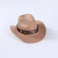 Detailansicht eines Western-Cowboyhuts aus Wollfilz mit silbernem Stierkopf-Dekor - Erwachsene(55-58cm) / Hellkamel (Silberner Bullenkopf-Dekor)