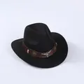 Chapeau de cow-boy noir en feutre avec bande en cuir marron et tête de taureau. - Noir (Décor de Tête de Taureau en Argent)