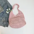 Sac fourre-tout ajouré rose crocheté à la main avec une grande capacité pour l'été. - Rose Avec Pendentif