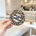 Elegante molletta rotonda leopardata per acconciature yoga senza cuciture piatta - Leopardo Chiaro