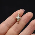 Connecteur en croix en perle d'eau douce naturelle avec finition irisée pour bijoux artisanaux - 17x9mm / Petit connecteur