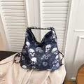Bolso tote grande con estampado de calaveras y flores y correas LOVE mujer - Azul