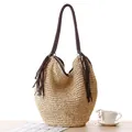 Borsa a tracolla boho in corda di carta beige con nappe marroni e manici intrecciati - Beige