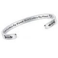 Bracelet jonc en acier inoxydable argenté gravé avec motifs de cœur et flèche - Style d'Amitié Sisters By Heart (YC-080-02) / 65*6*1.5mm