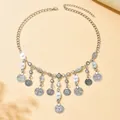 Collana retrò in metallo argentato con nappine a moneta e design a frange a strati. - Argento (X3262)