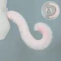 Dettaglio del set coda di volpe e orecchie di gatto in pelliccia sintetica rosa. - Coda di gatto brinato - Rosa