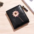 Elegante portafoglio corto nero da donna con ricamo a girasole e chiusura a cerniera - Nero