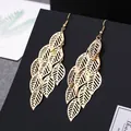 Boucles d'oreilles pendantes feuilles dorées multicouches élégantes au style vintage - Feuille Ajourée Multi-couches Or (E1498-1)