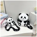 Niedliches Panda-Silikon-Umhängetaschen-Set für Kinder mit bedrucktem Schultergurt. - Kleine Handytasche